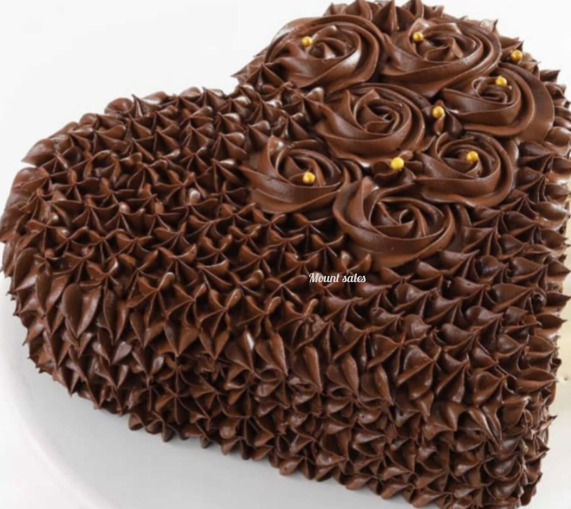 Premium RED N White Velvet Cake